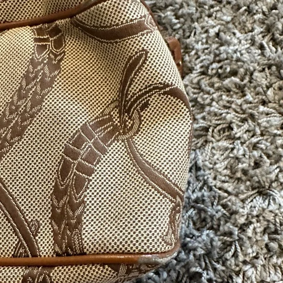 Lauren Ralph Lauren Women’s Brown Leather Trim Equestrian Tote Bag - Picture 11 of 16